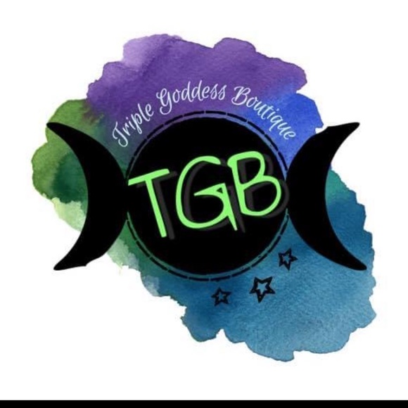 Meet your Posher, Lisa - Picture 1 of 2